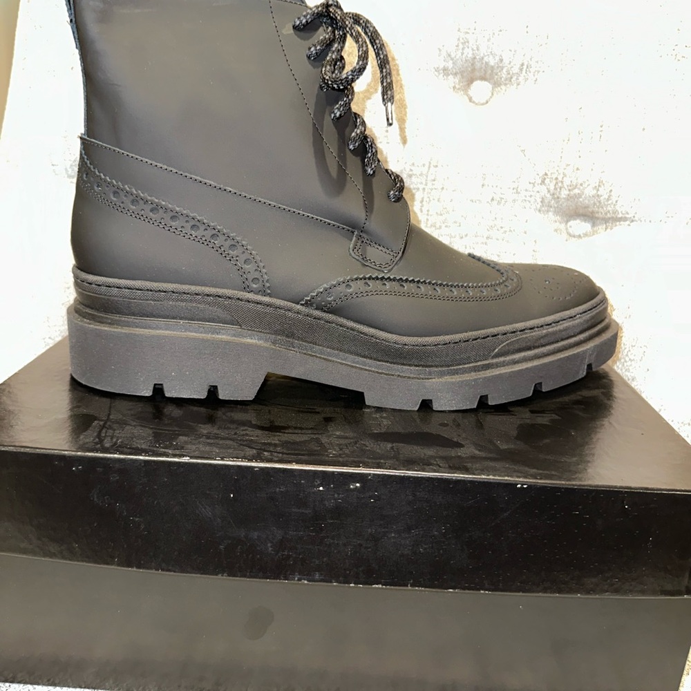 Saks Fifth Avenue Black Men's Boots